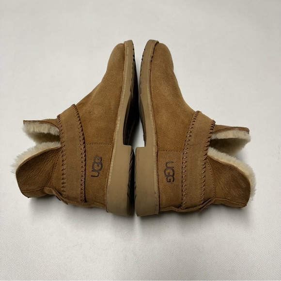 UGG McKay Bootie - Picture 7 of 10